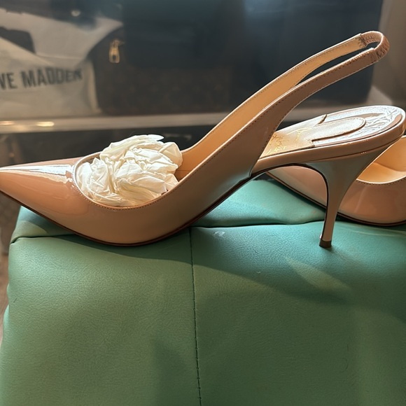 Christian Louboutin.   SALE - Picture 8 of 9